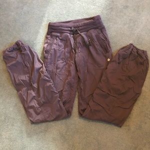 Lululemon lined dance pants